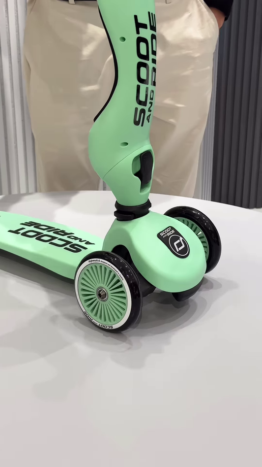 3-in-1 Adjustable Kids’ Scooter – Foldable & Stylish Ride